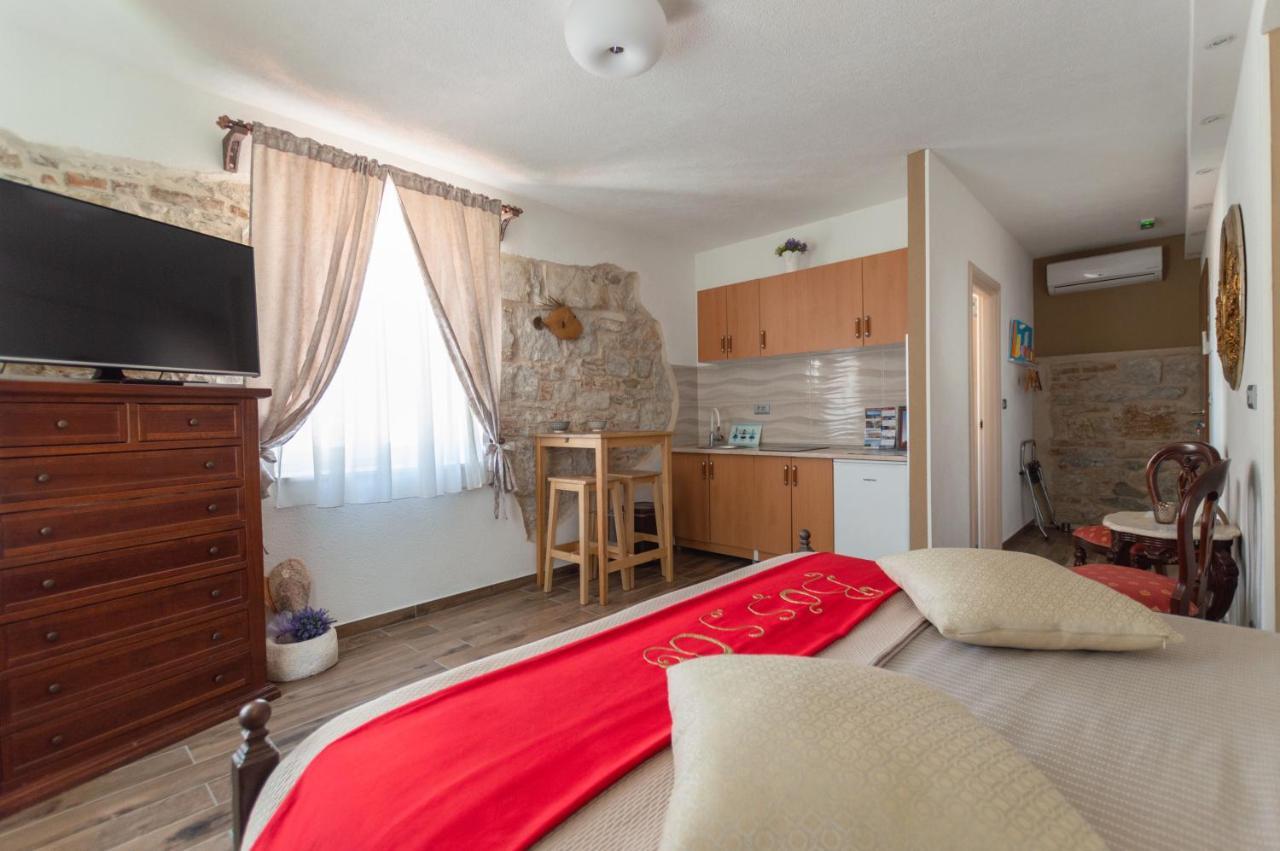 Bossa Studio Apartments スプリト エクステリア 写真