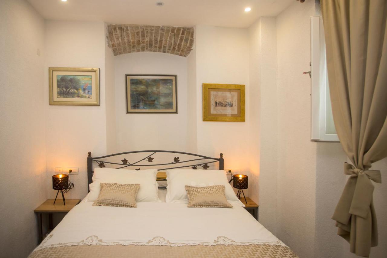 Bossa Studio Apartments スプリト エクステリア 写真